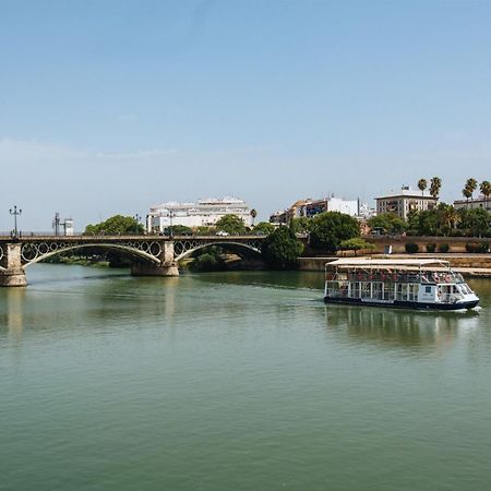 Rocio Suites Apartments Seville Room photo